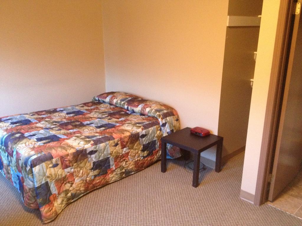 Chubby'S Bar & Motel Belle Plaine Zimmer foto